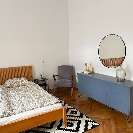 Authentic Buda Home Budapest Ngoại thất bức ảnh
