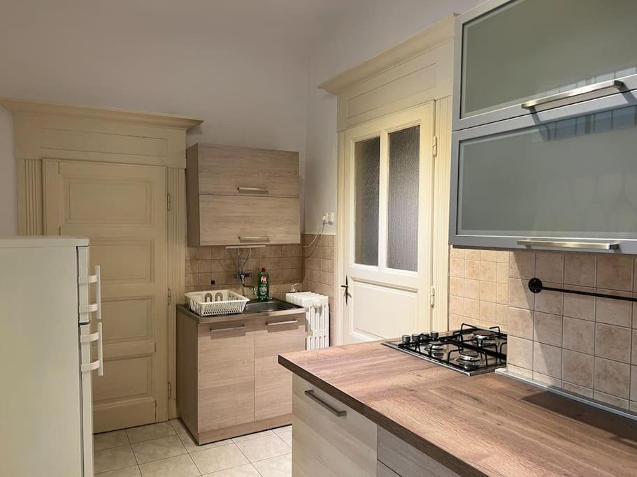 Authentic Buda Home Budapest Ngoại thất bức ảnh