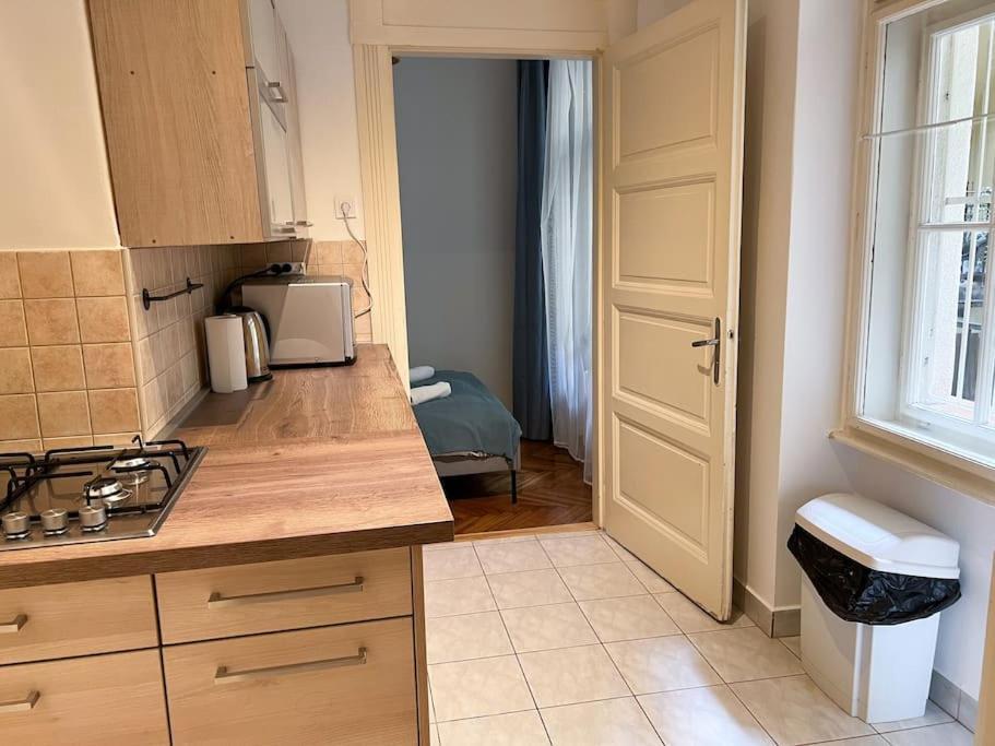 Authentic Buda Home Budapest Ngoại thất bức ảnh